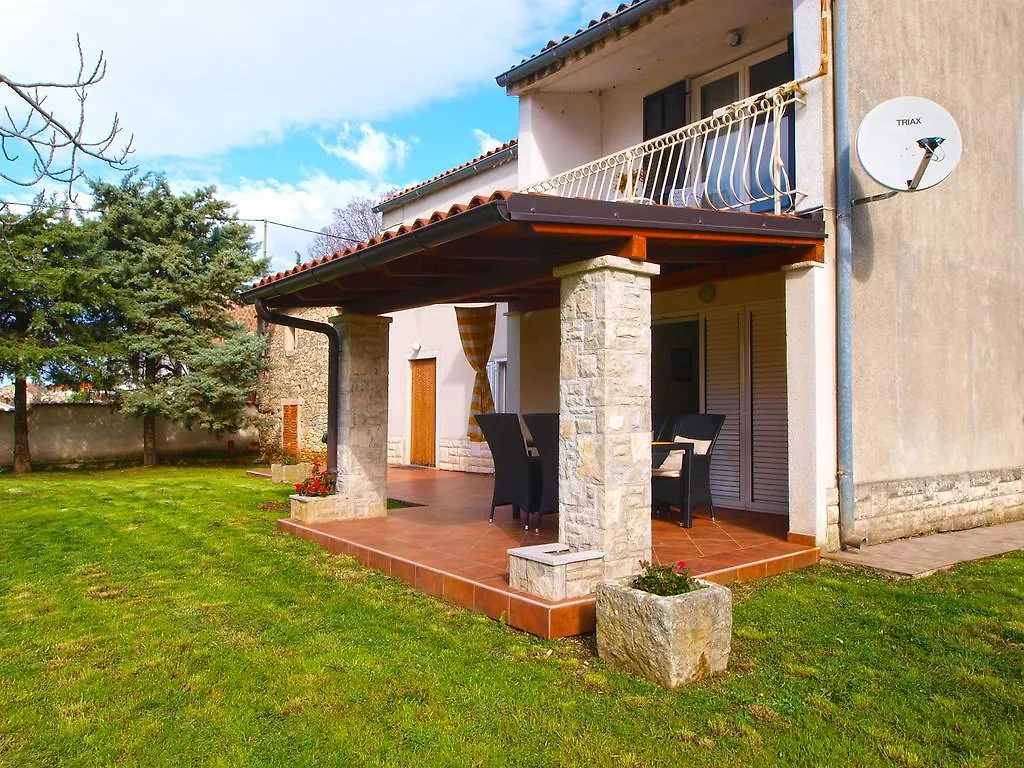 Apartments Rov 722 Medulin Croatia