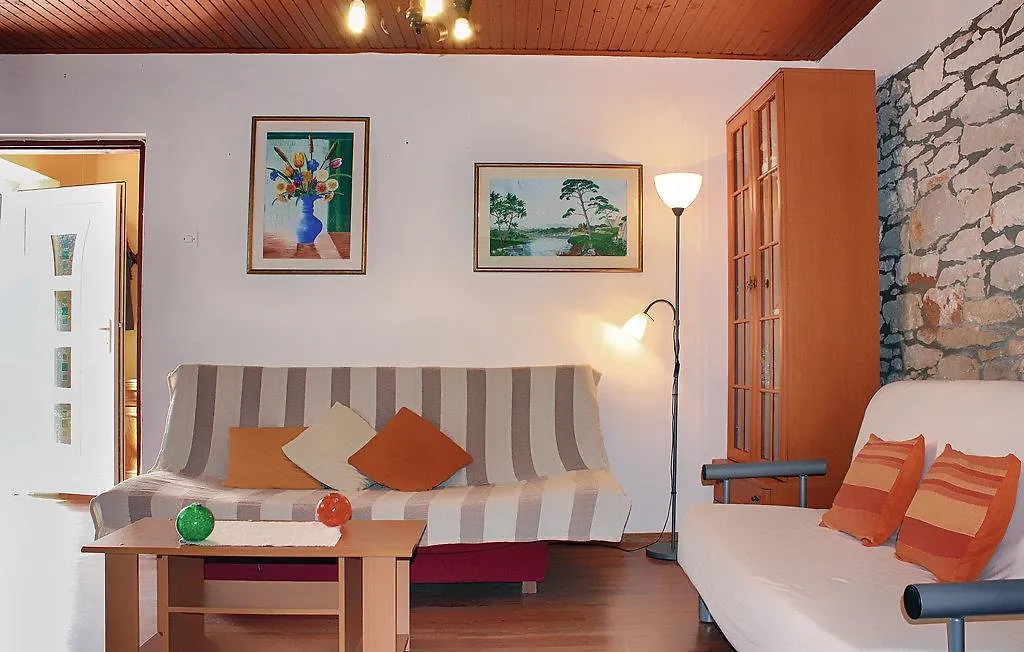 Apartments Rov 722 Medulin Croatia